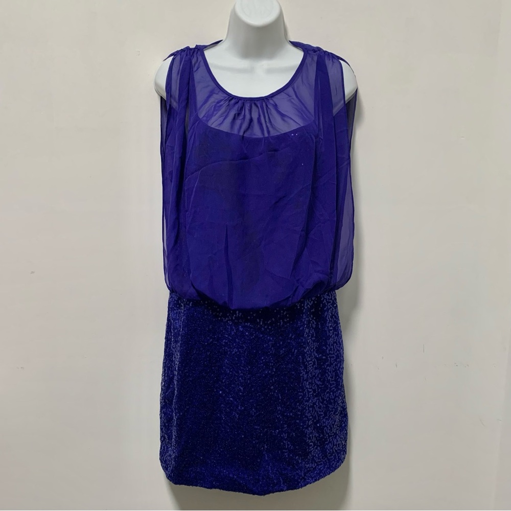 Adrianna Papell zip Back Mesh Sleeveless Sequined Mini Dress Size 6. Blue